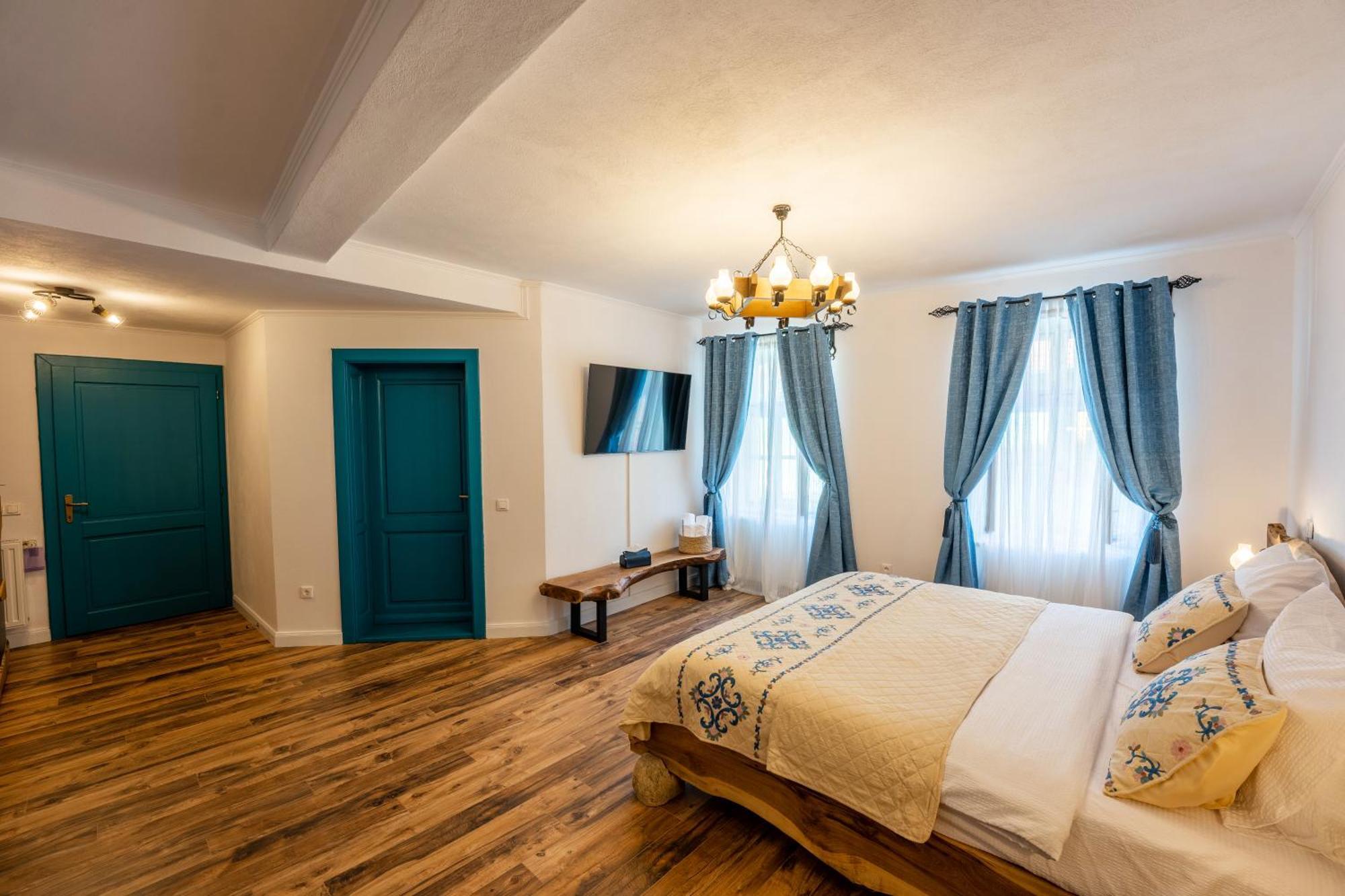 Blue House Citadel Elite Sighisoara Apartment Luaran gambar