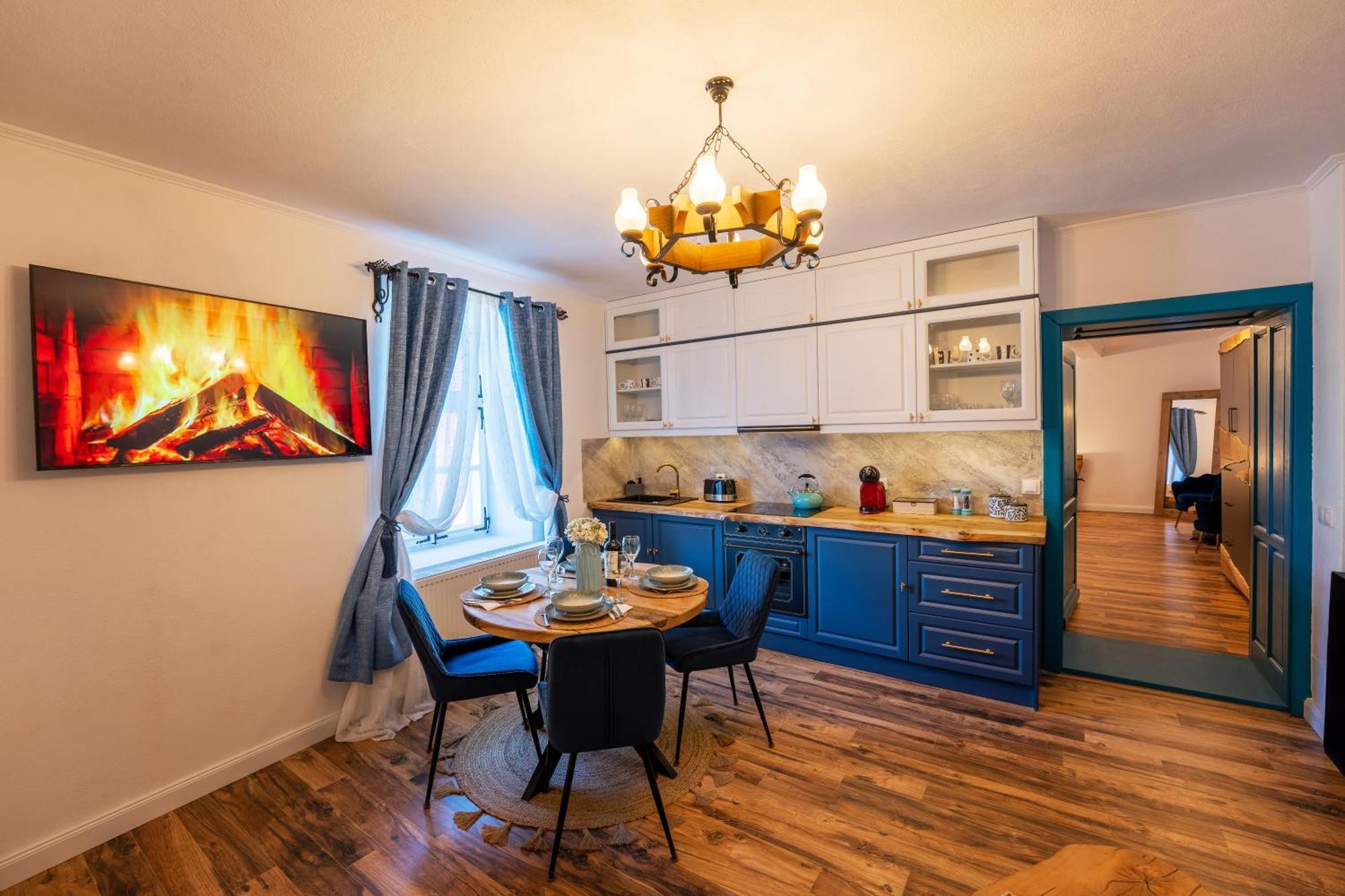 Blue House Citadel Elite Sighisoara Apartment Luaran gambar